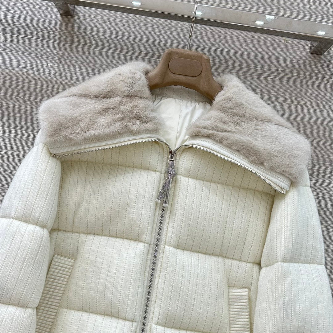 LP 26s Knit Puffer Jacket White Beige Fur Collar 427317