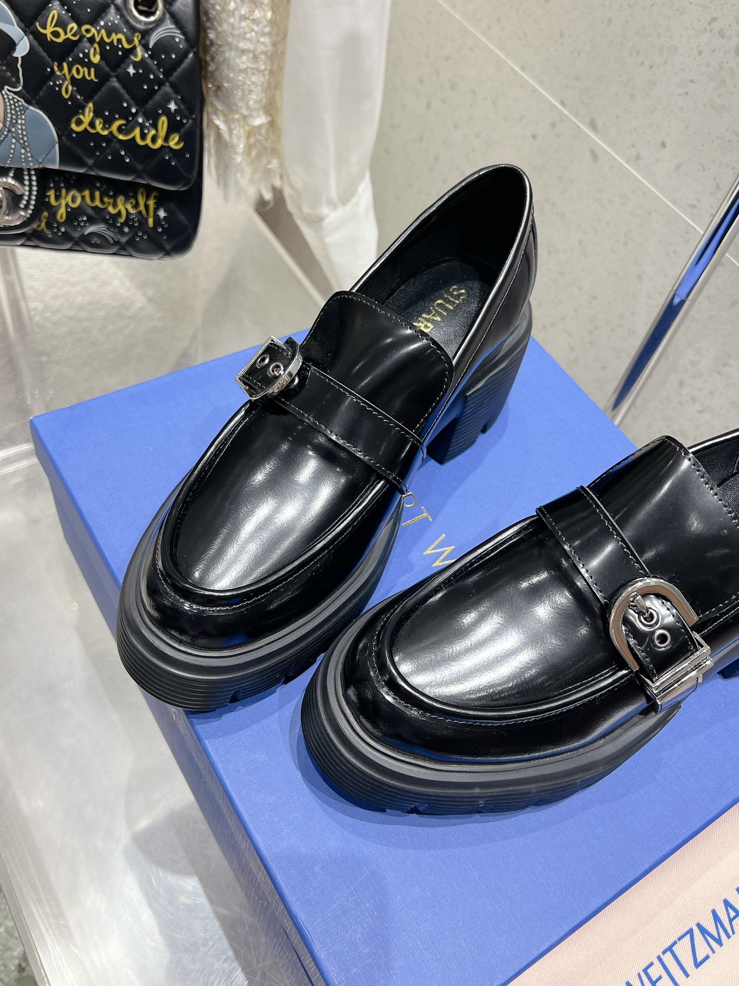 SW  Soho Loafers With Buckle Black Patent Leather 554366
