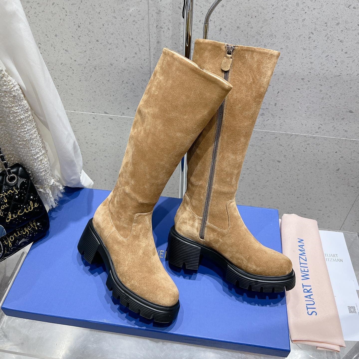 SW  5050 Ultralift Boot Brown Suede 554350