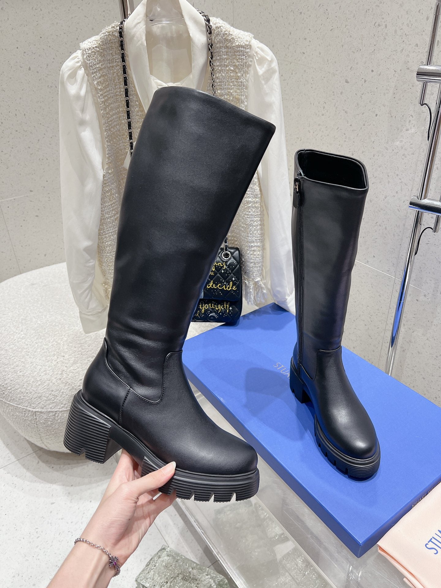 SW  5050 Ultralift Boot Black Lambskin 554351