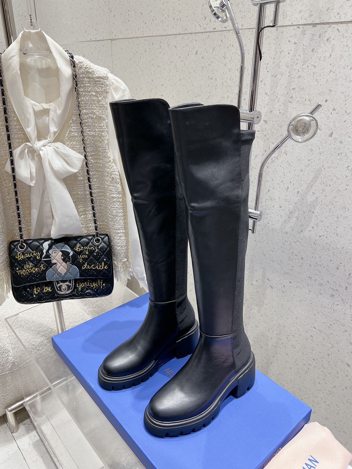 SW  Soho Knee-High Boot Black Cowhide  & Nucbuck Leather  554356