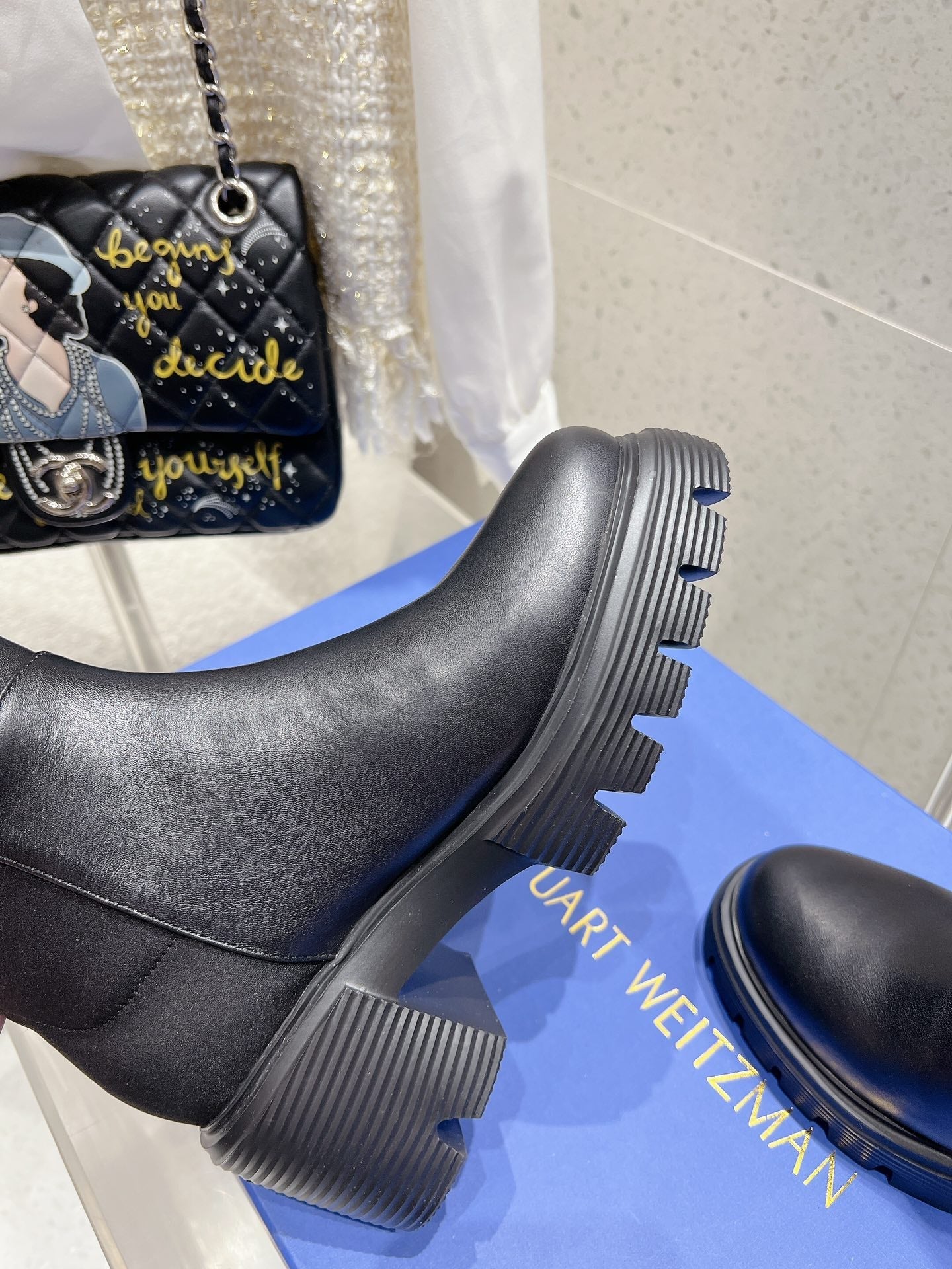 SW  Soho Knee-High Boot Black Cowhide  & Nucbuck Leather  554356
