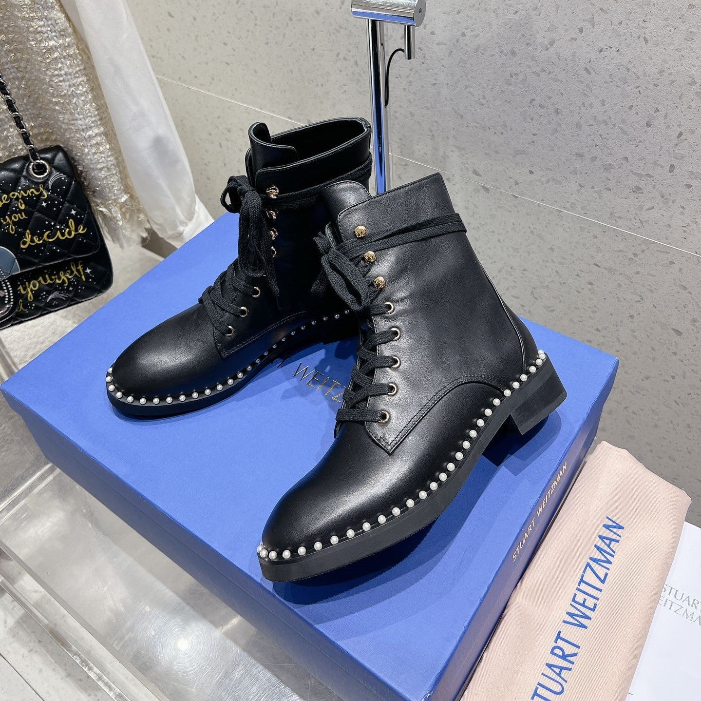 SW  Mckenzee Boot with Pearl Chain Black Leather 554361