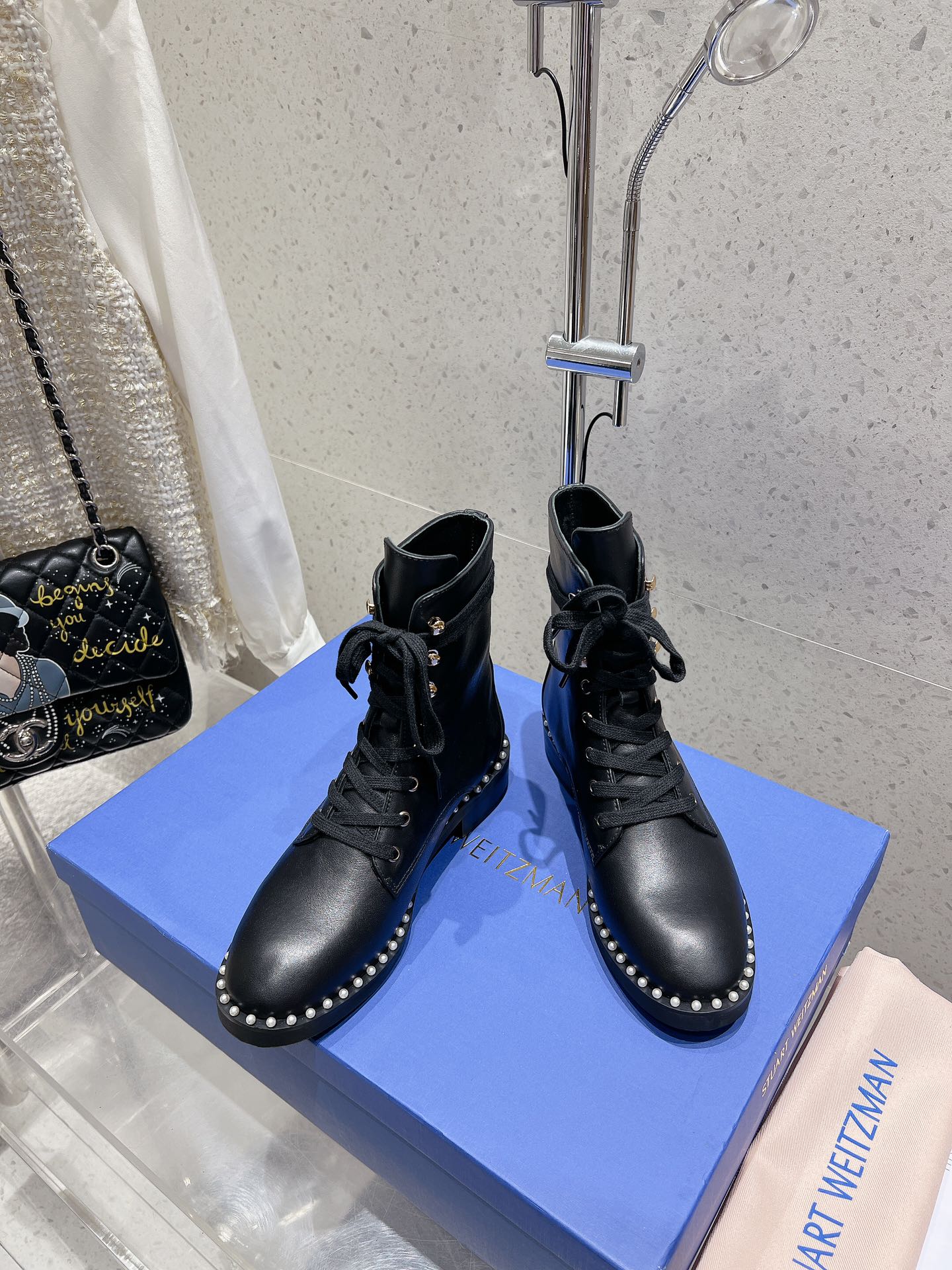 SW  Mckenzee Boot with Pearl Chain Black Leather 554361
