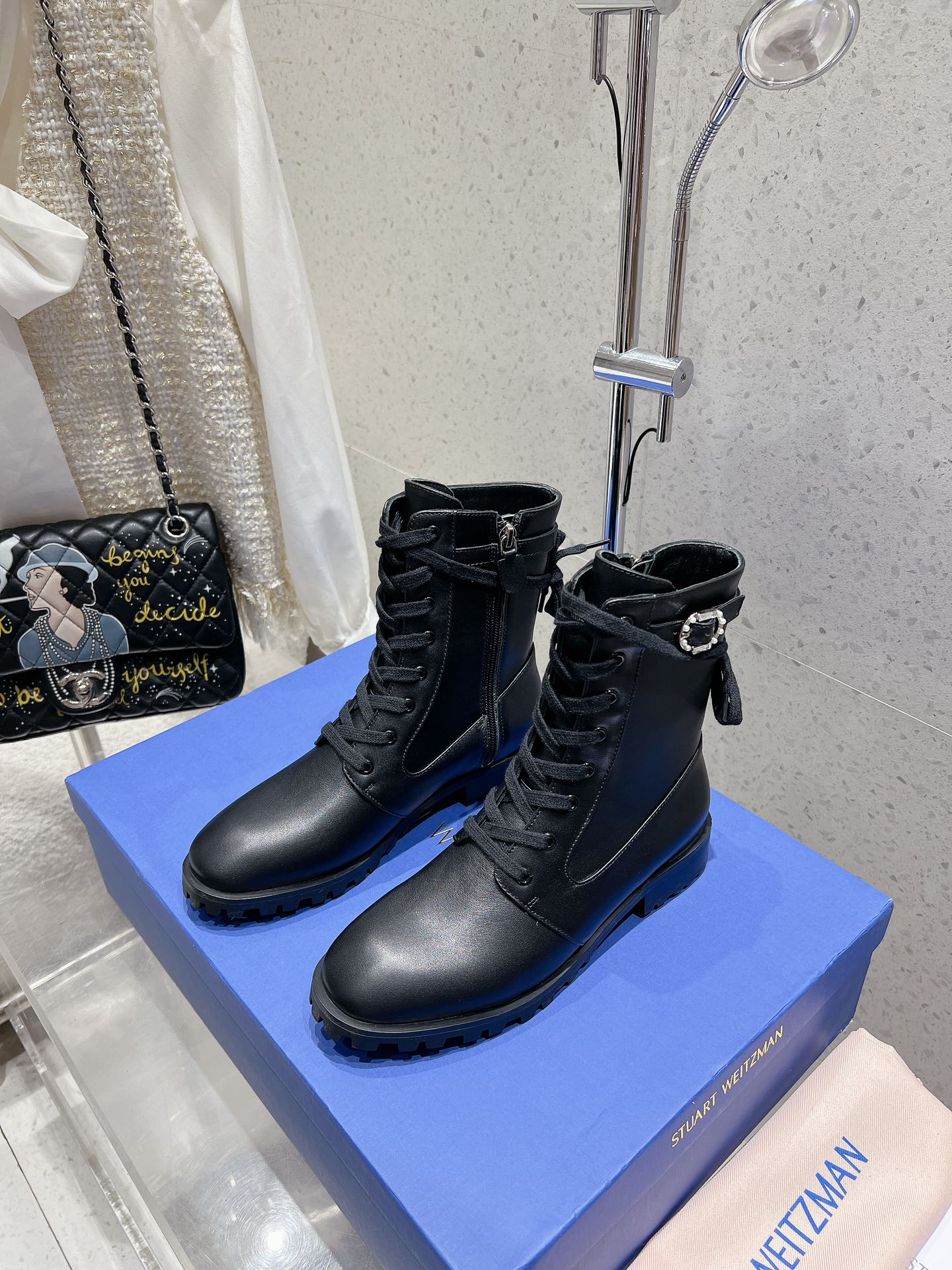 SW  Mckenzee Boot with Buckle Black Leather 554362