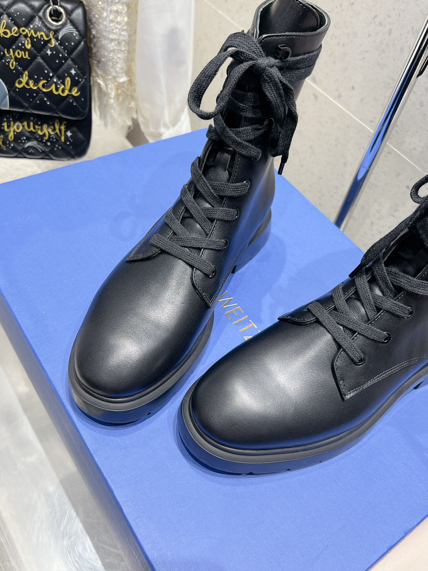 SW  Mckenzee Boot Black Leather 554363