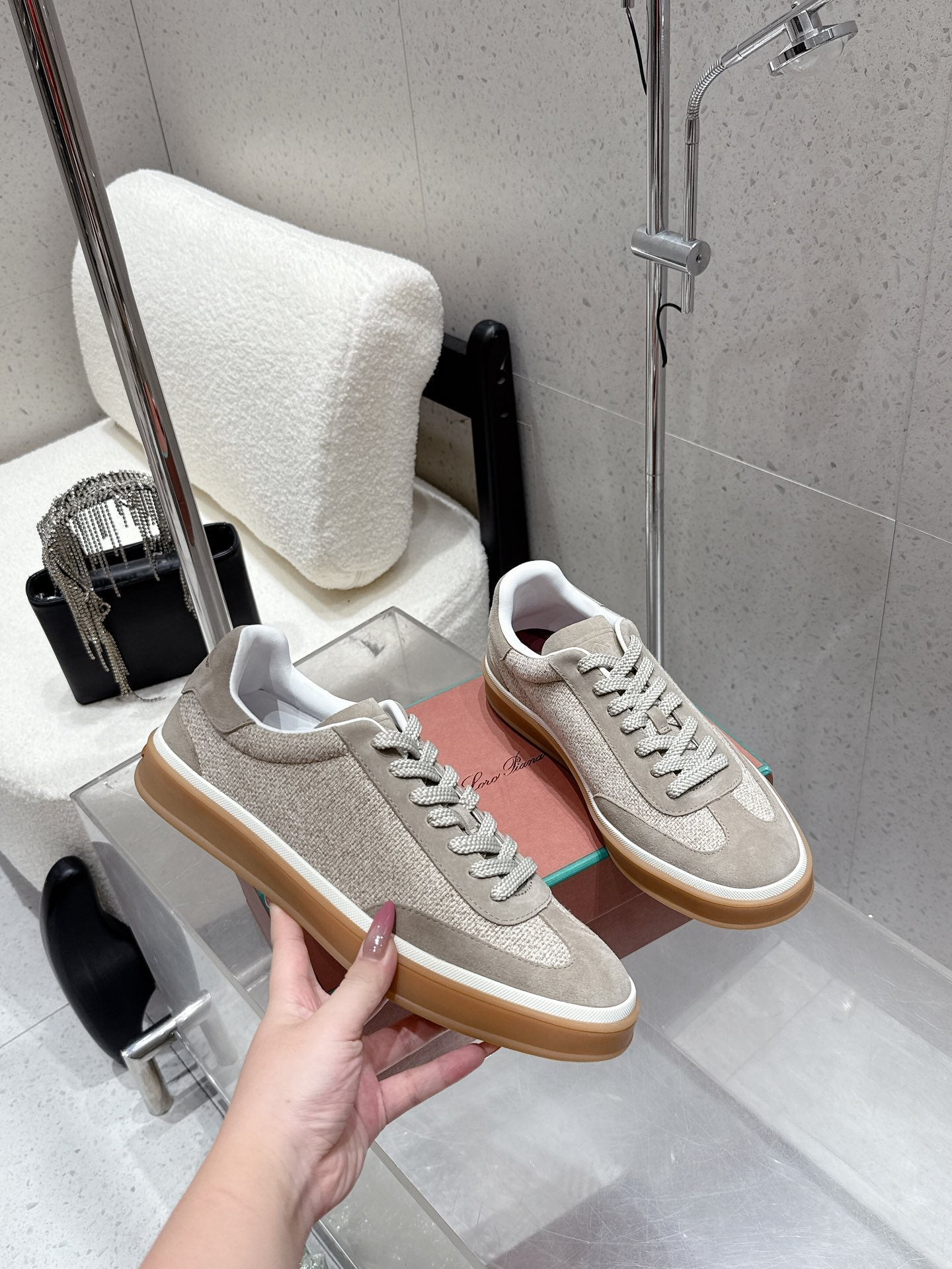 LP Tennis Walk Sneaker Light Grey Suede Cotton 513543