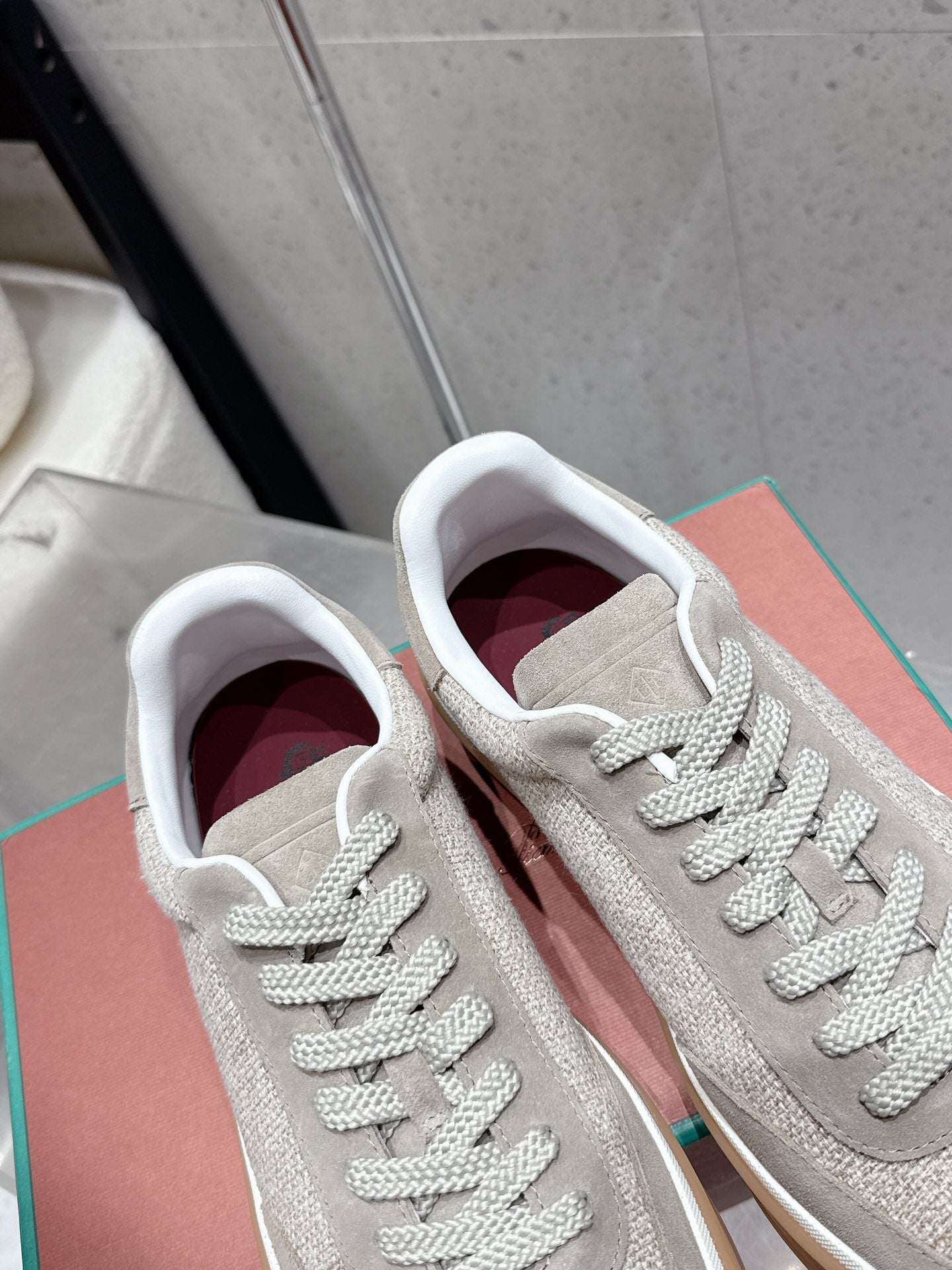 LP Tennis Walk Sneaker Light Grey Suede Cotton 513543