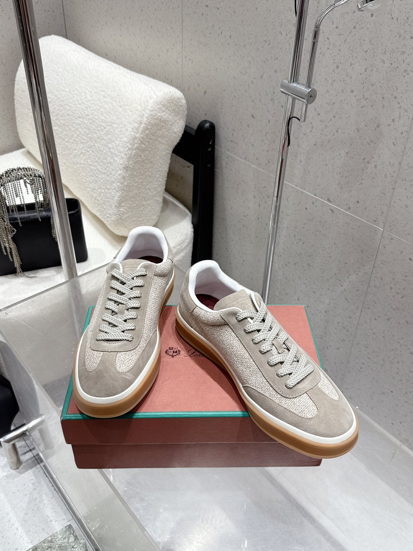 LP Tennis Walk Sneaker Light Grey Suede Cotton 513543