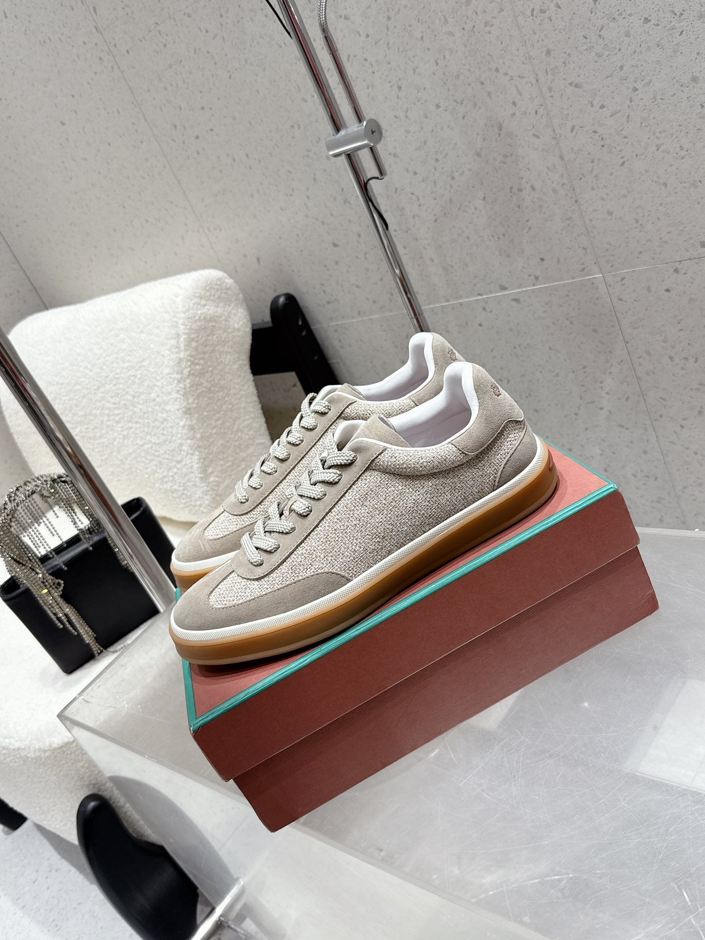 LP Tennis Walk Sneaker Light Grey Suede Cotton 513543