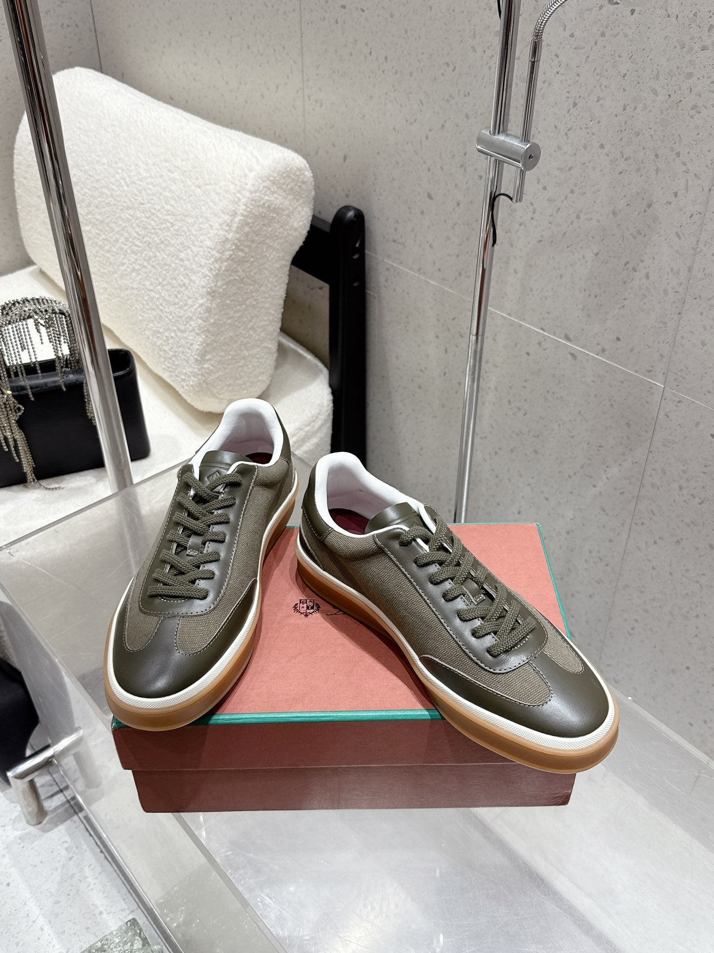 LP Tennis Walk Sneaker Dark Olive Cowhide Canvas 513544