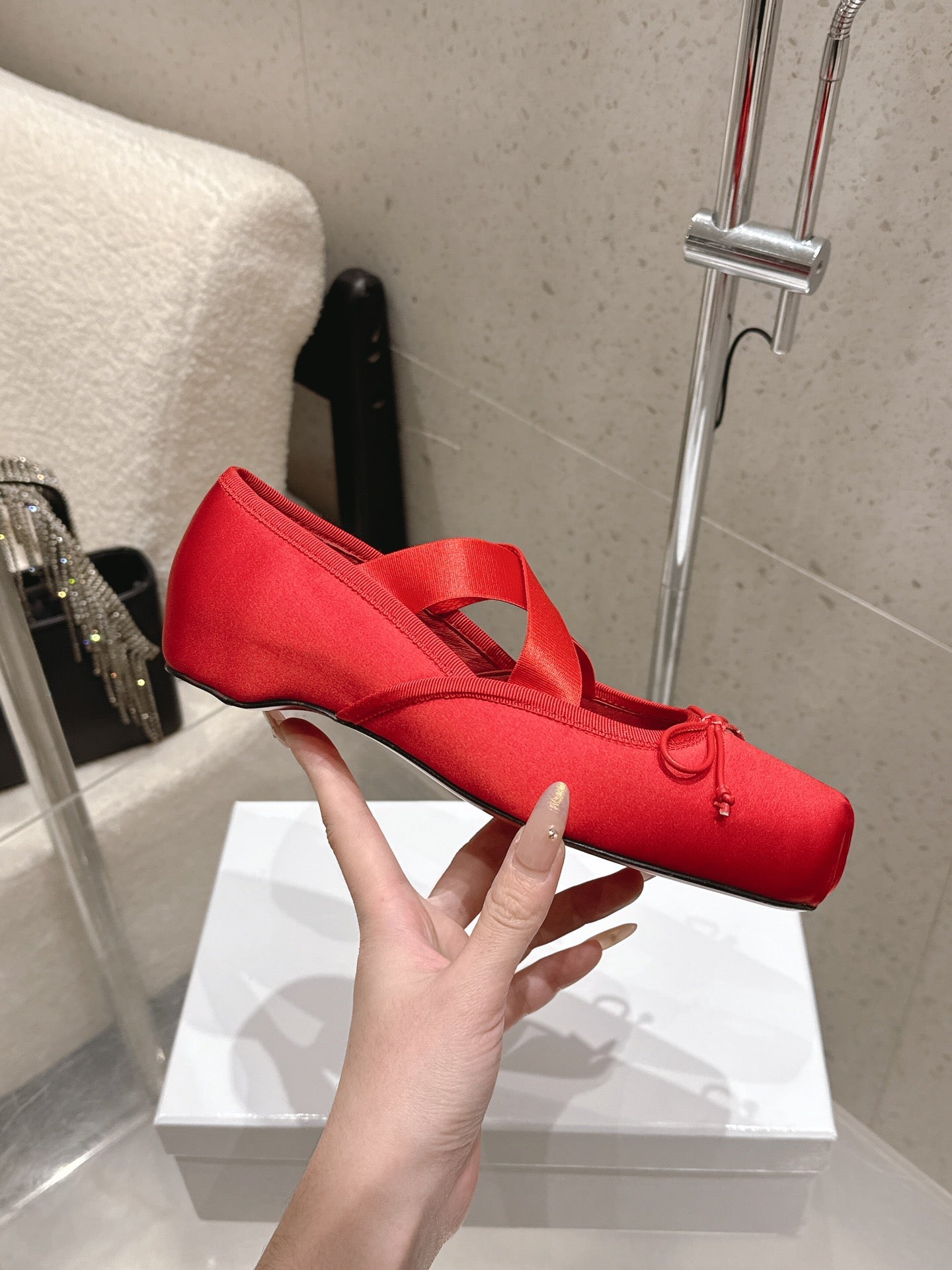 CL Ballet Butterfly Ballet Flats Red Satin610808