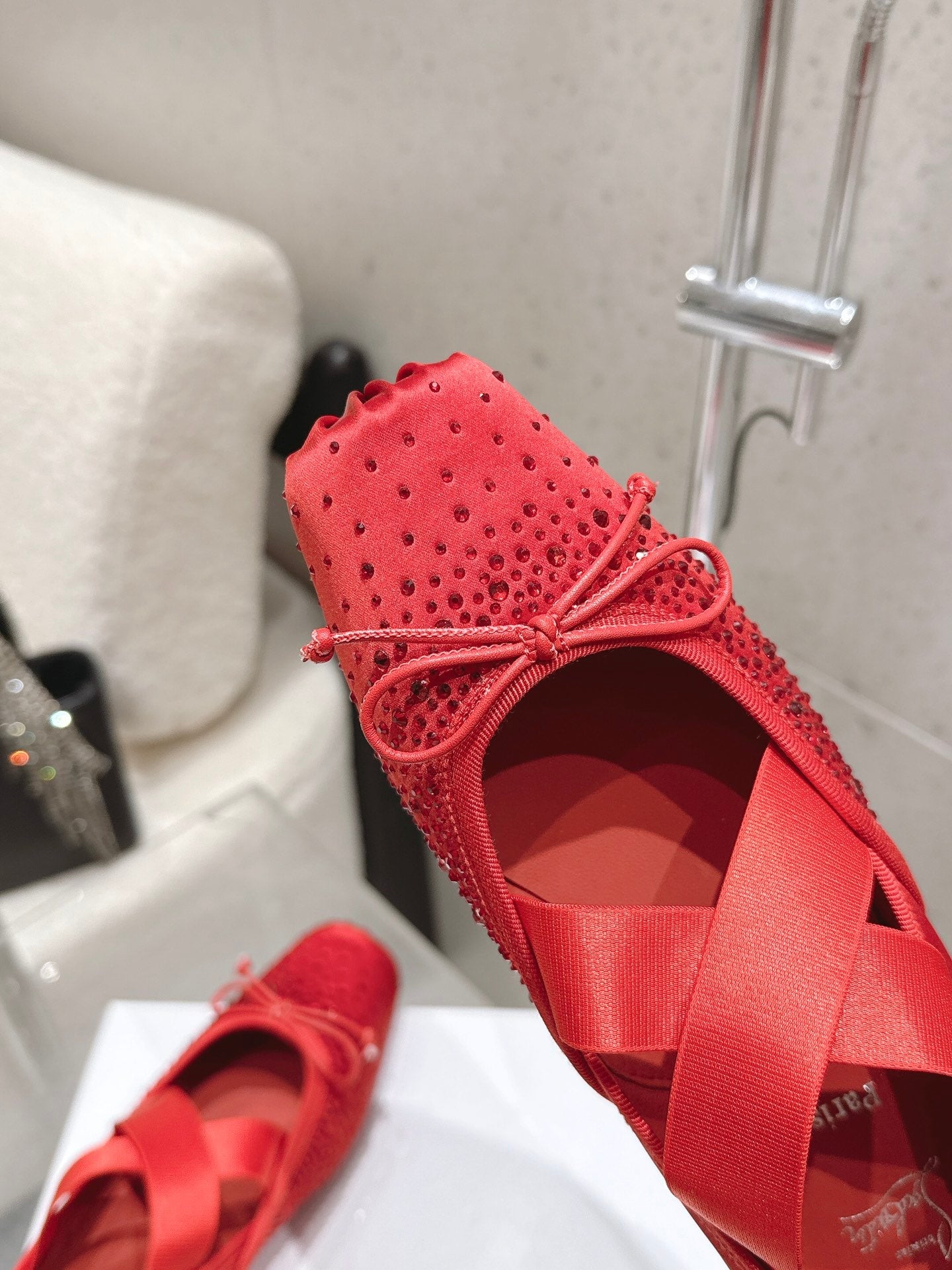 CL Ballet Butterfly Ballet Flats Diamond-Embellished Red Satin 610812