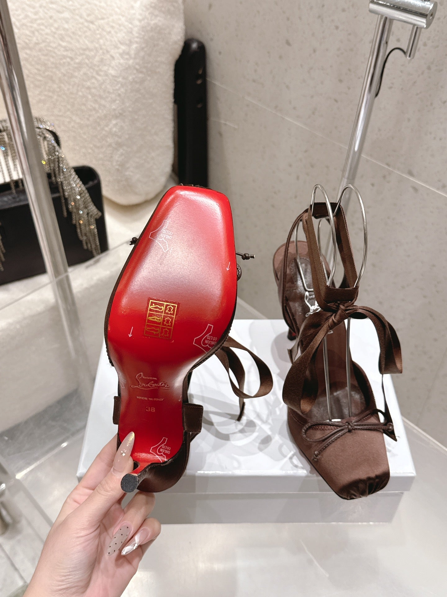 CL Cassia Lace Up Pumps  10.5 Brown Satin 610817