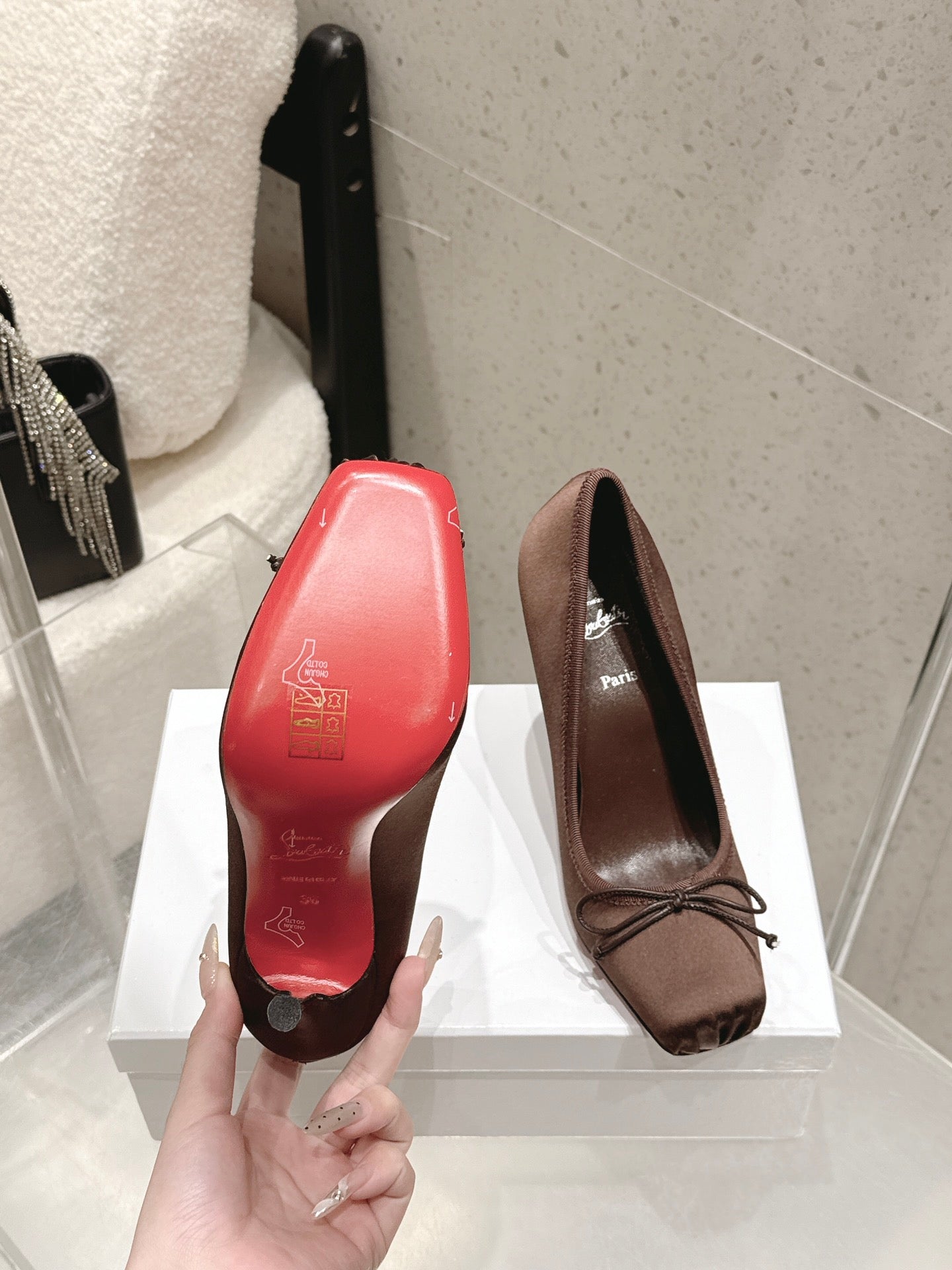 CL Cassia Nodo Pumps 10.5 Brown Satin 610826