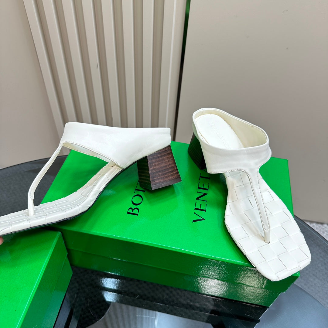 BV 26s Marella Thong 5.5cm Cream Intrecciato Leather