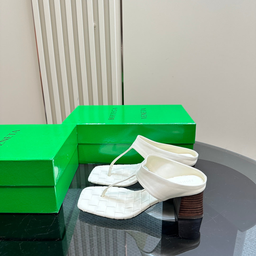 BV 26s Marella Thong 5.5cm Cream Intrecciato Leather