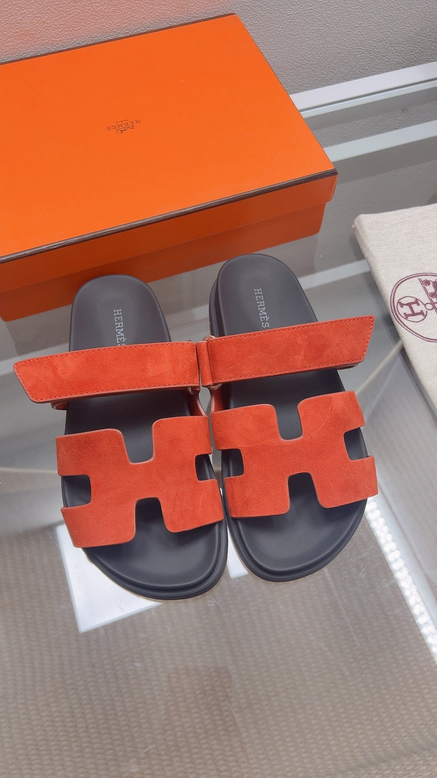 HM Chypre Sandal Red Suede 827513
