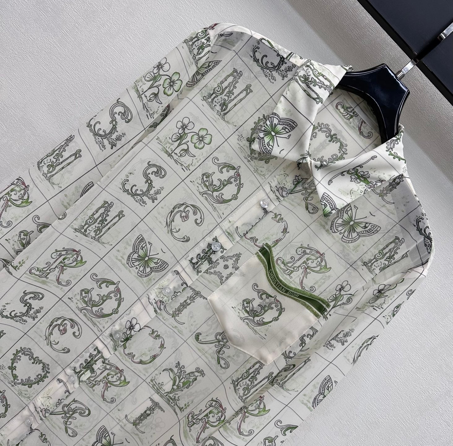 CD 26s Monogrammed Long-Sleeved Shirt White Green Polyester Fiber
