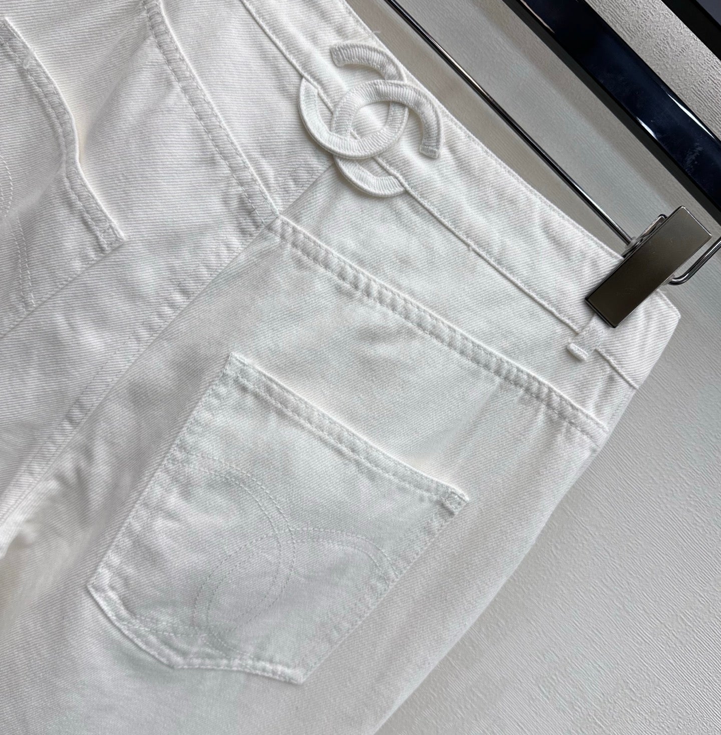 CC 26s Button-Up Jeans White Denim 366924
