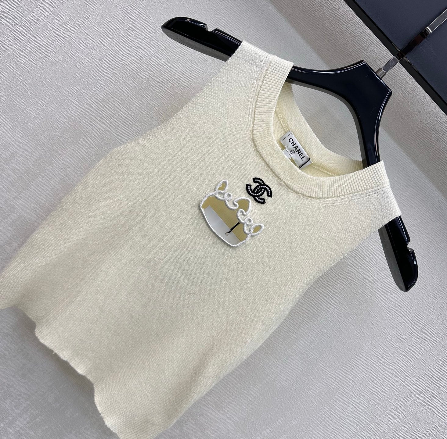 CC 26s Embroidered Openwork Ivory Wool Polyester  378379