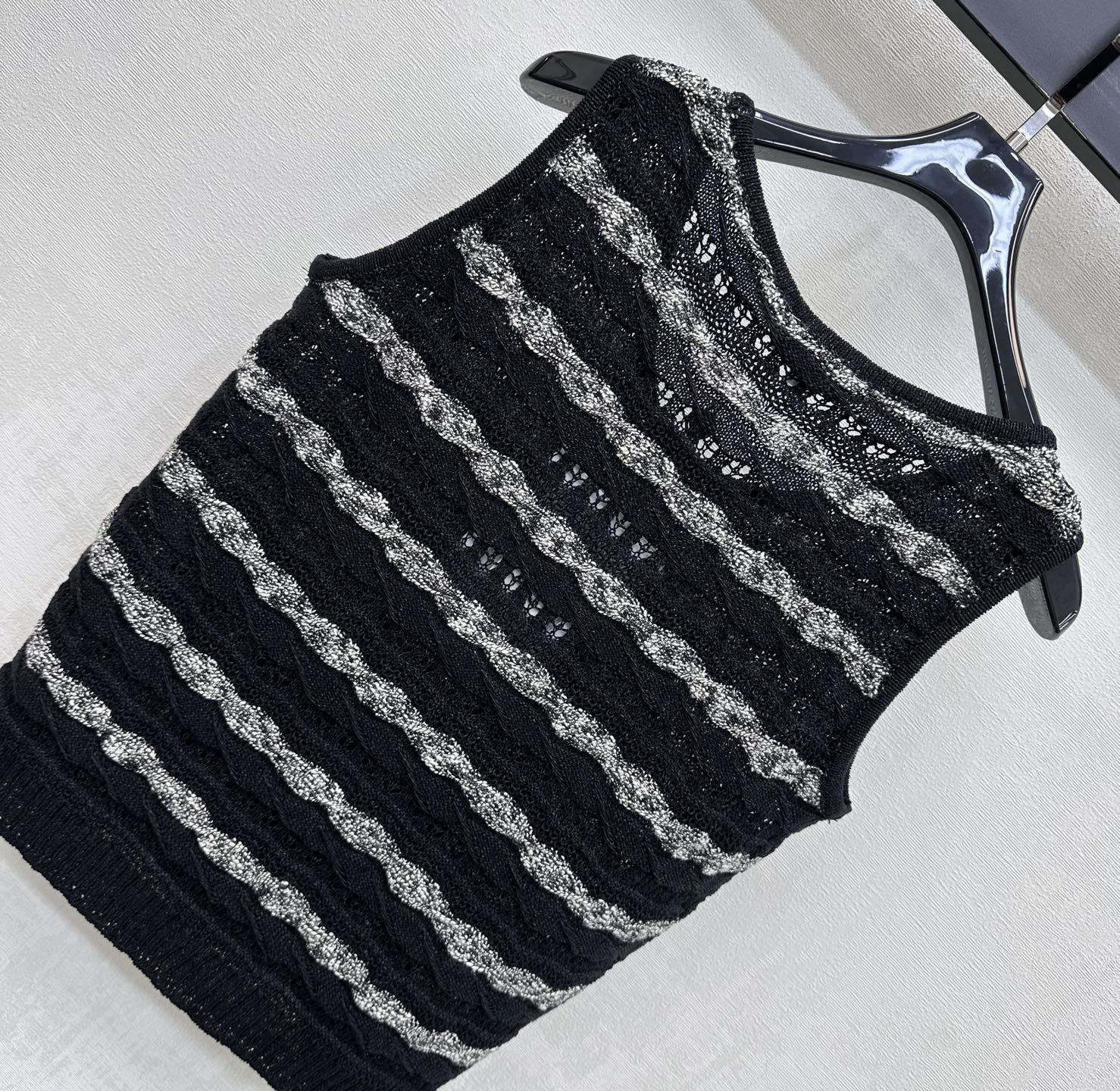 CC 26s Knitted Vest Black Cotton 378379