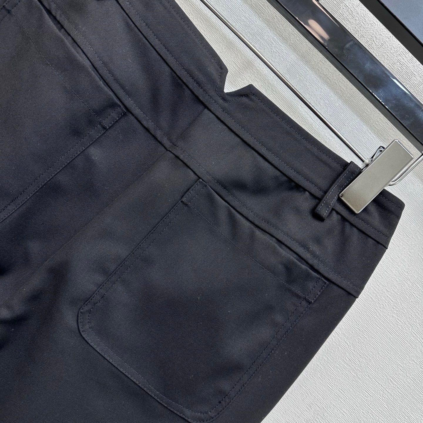 HM 26s Cropped Pants Black Cotton 378808