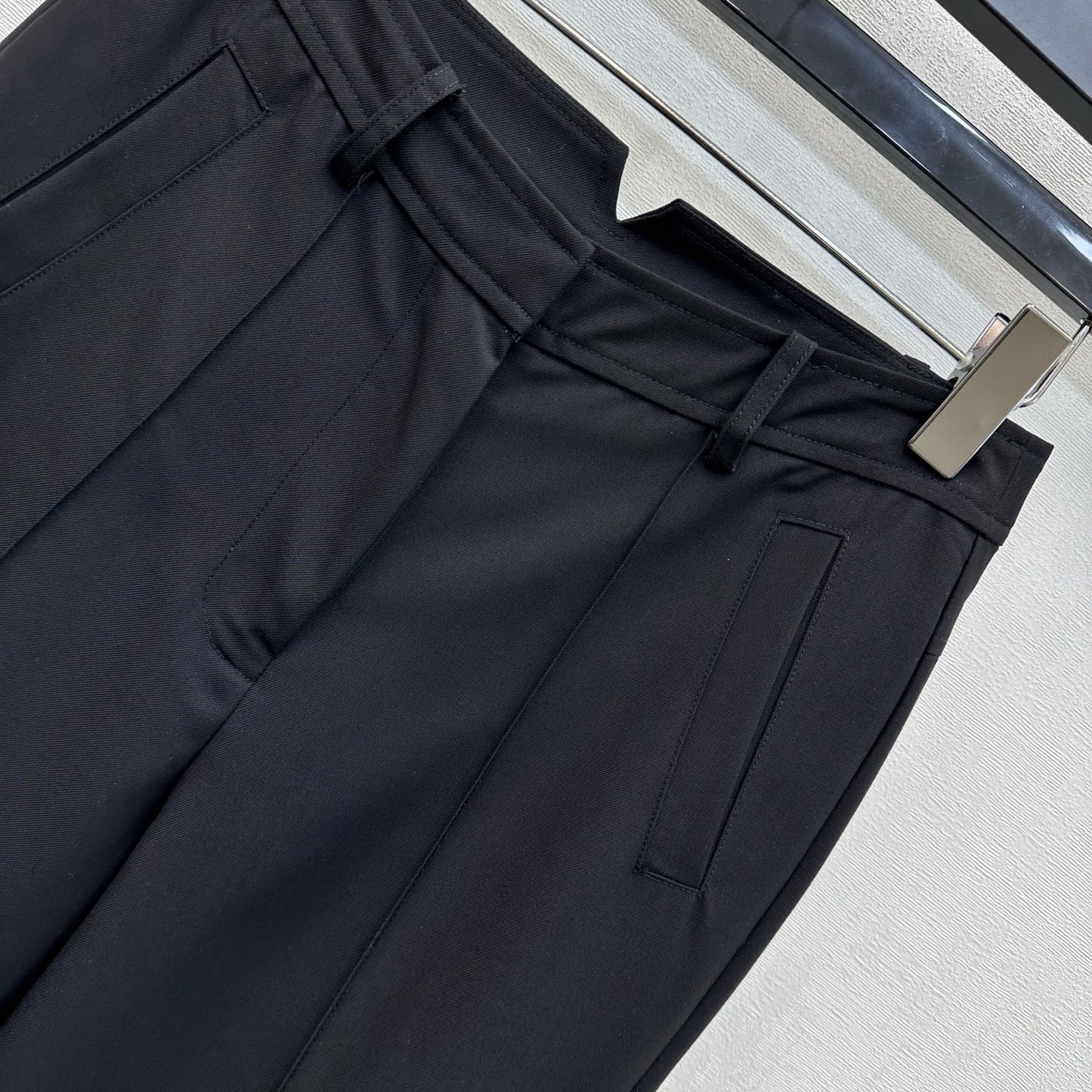 HM 26s Cropped Pants Black Cotton 378808