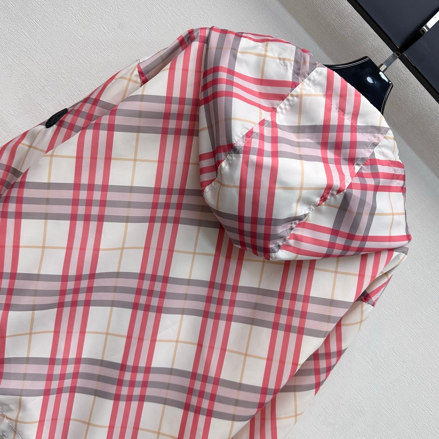 Burberry Salcombe Checked Hooded Jacket Pink Ivory Polyester