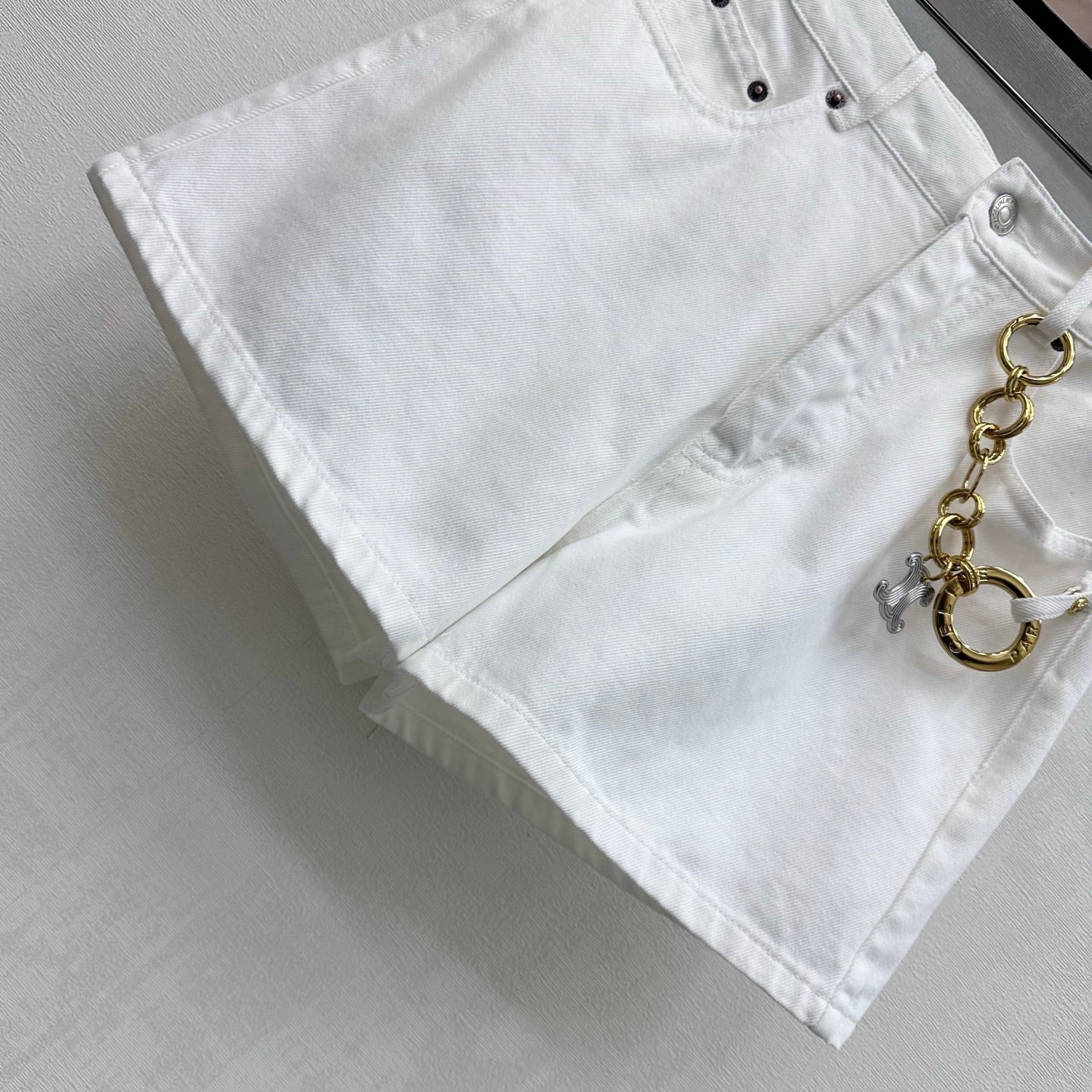 Celine 26s Boyfriend Short 002 White Cotton Twill 395456