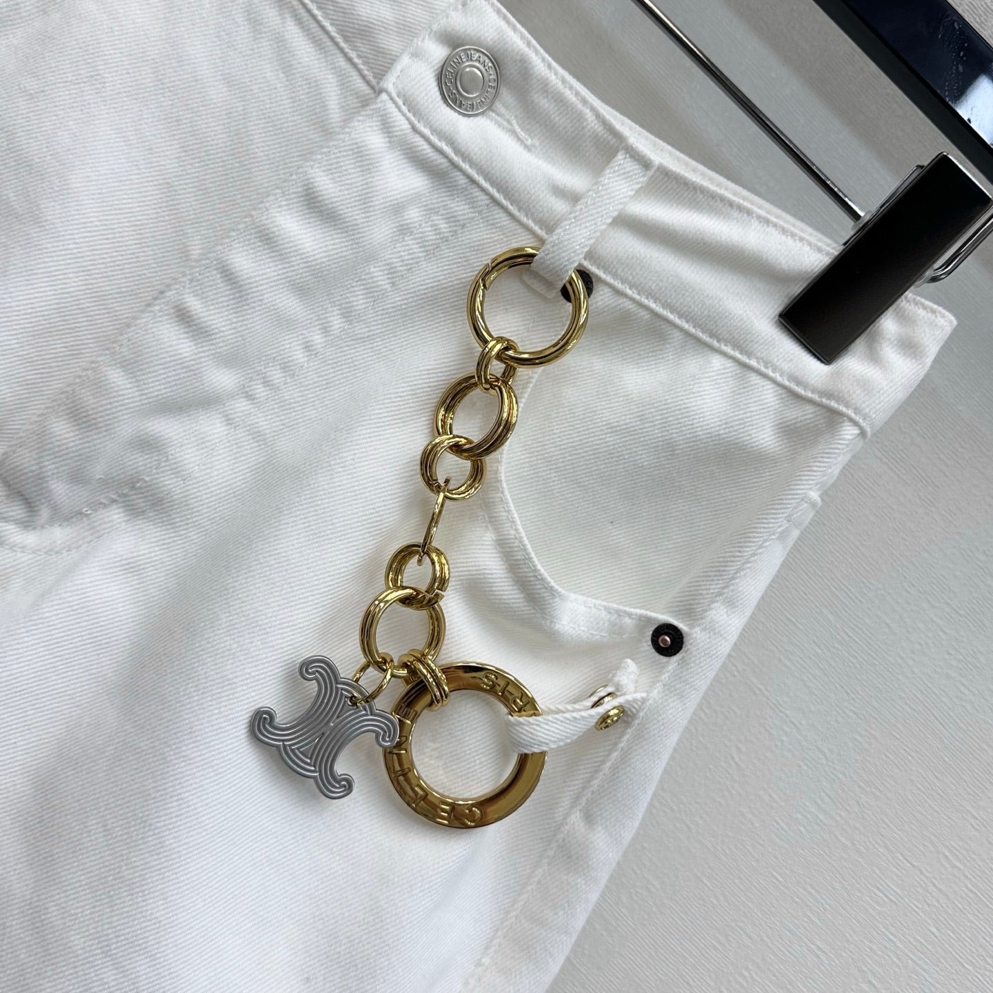 Celine 26s Boyfriend Short 002 White Cotton Twill 395456