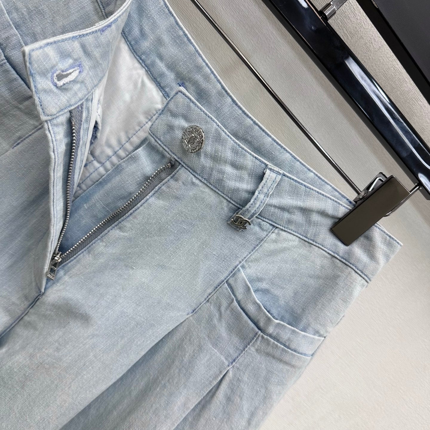 Chanel 26s Wide-Leg Jeans 1435