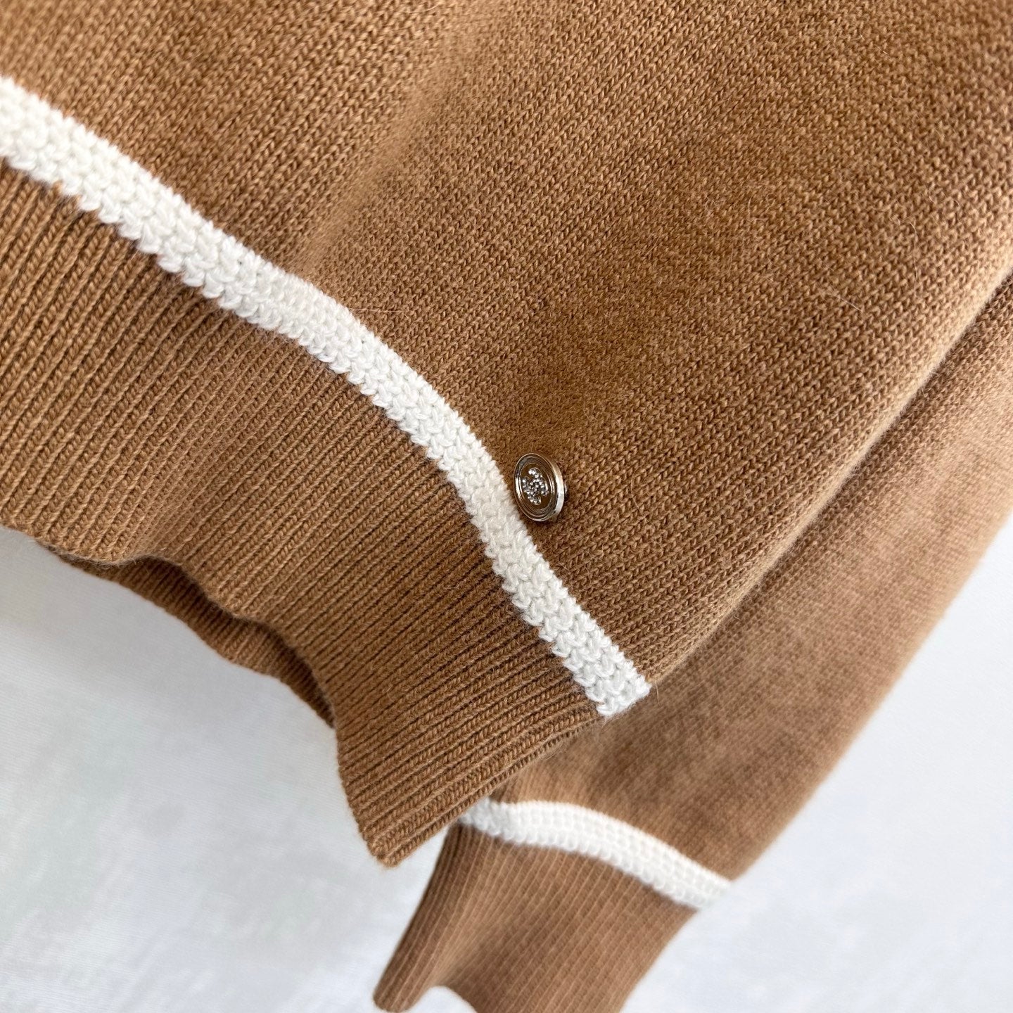 CC 26s Long-Sleeved Top Brown Wool 421302