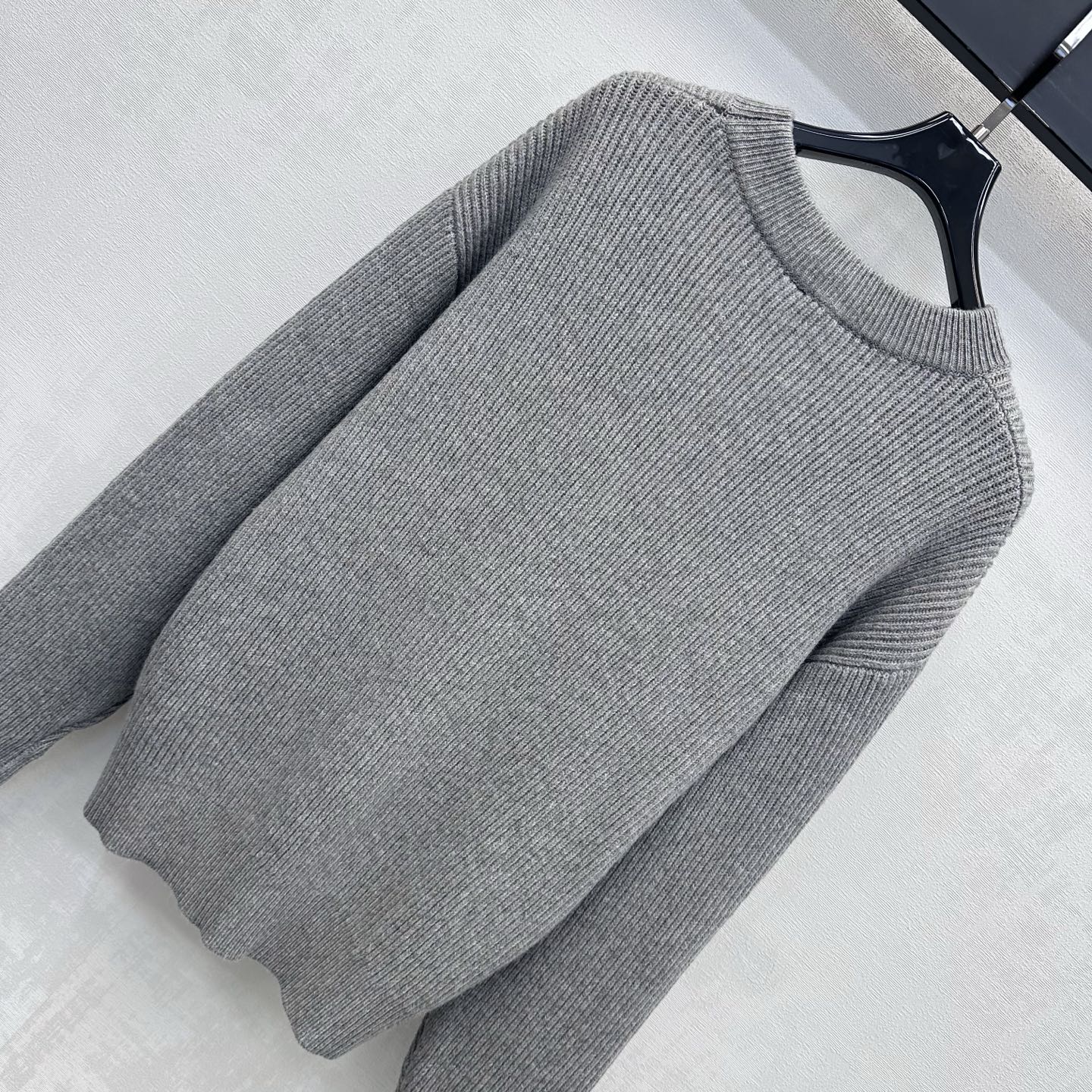 CD 26s Embroidered Knitted Long-Sleeve Top Grey Wool Cashmere 421320