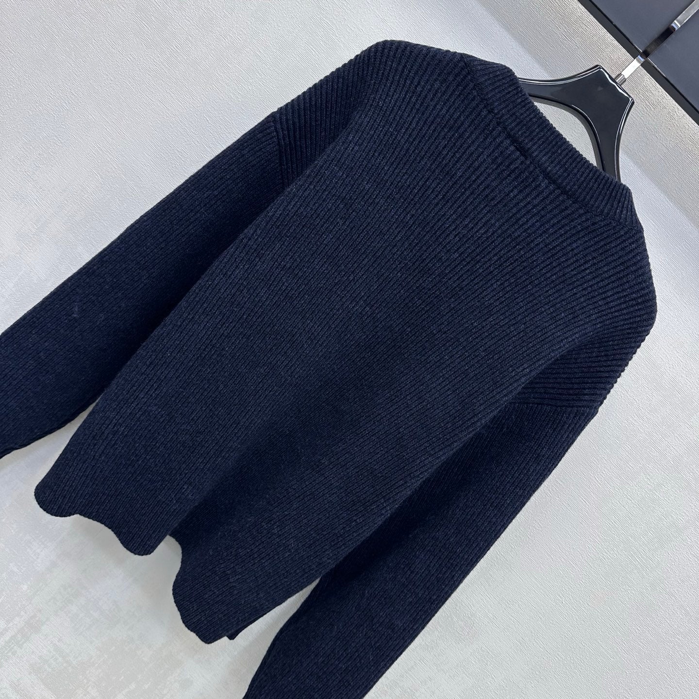 CD 26s Embroidered Knitted Long-Sleeve Top Navy Blue Wool Cashmere 421318