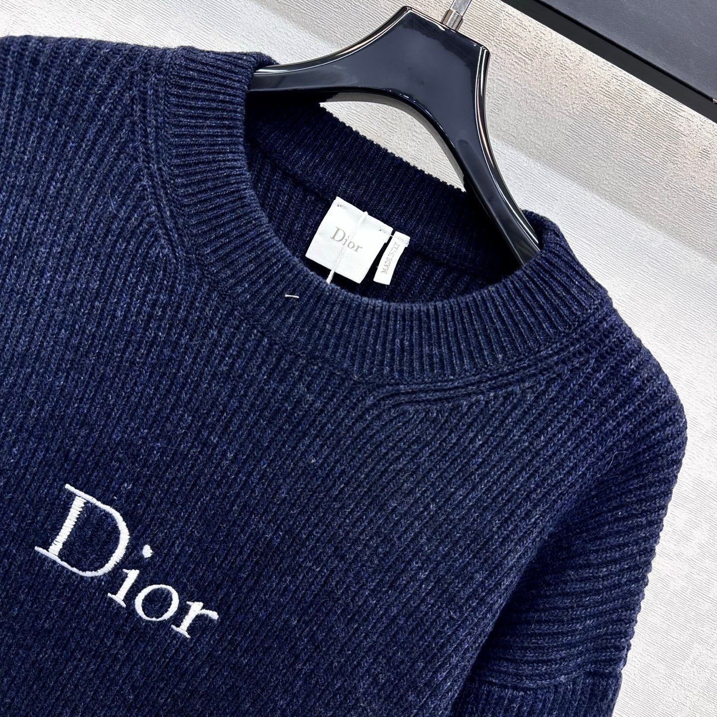 CD 26s Embroidered Knitted Long-Sleeve Top Navy Blue Wool Cashmere 421318