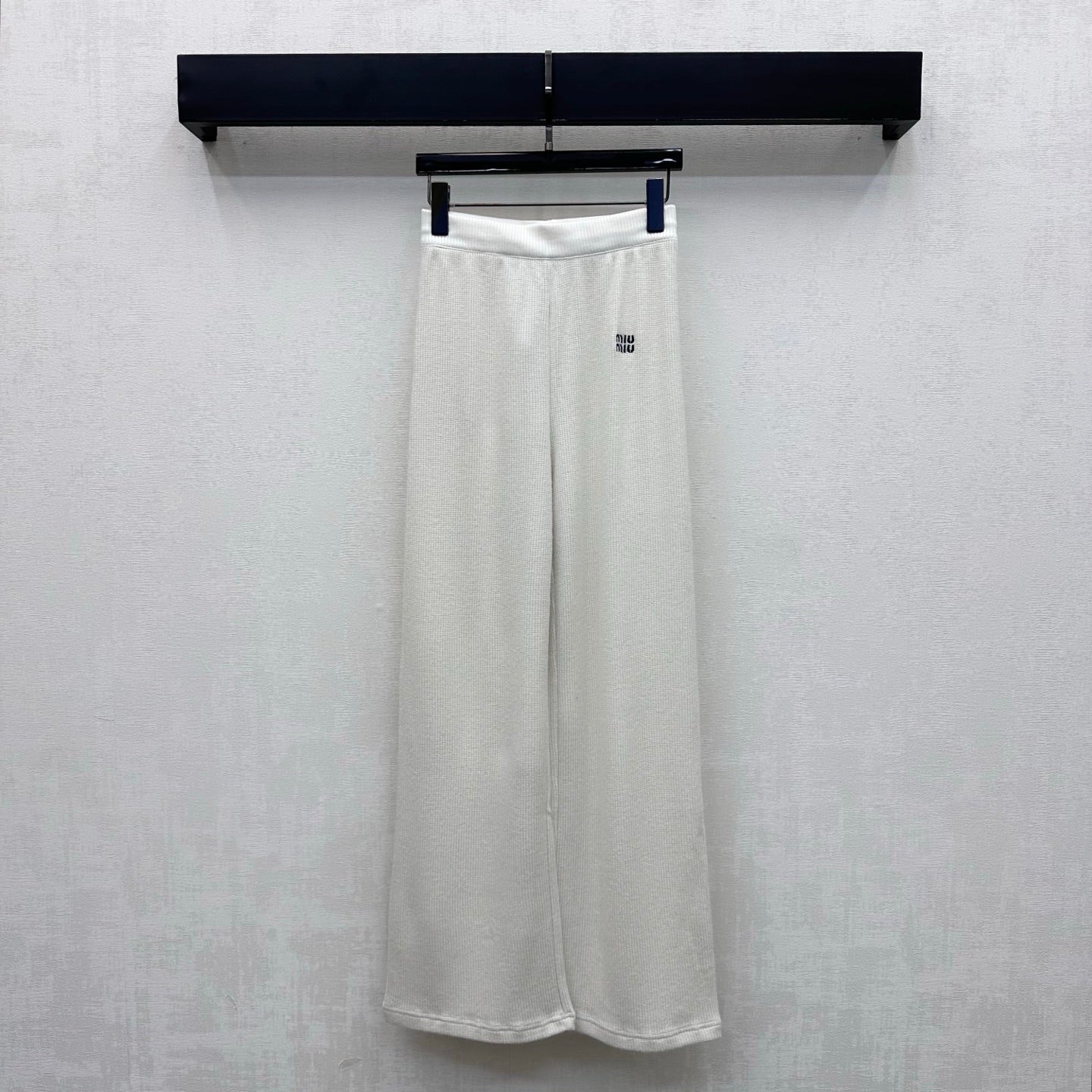 Miu 26s Wide-Leg Trousers White Wool 422643