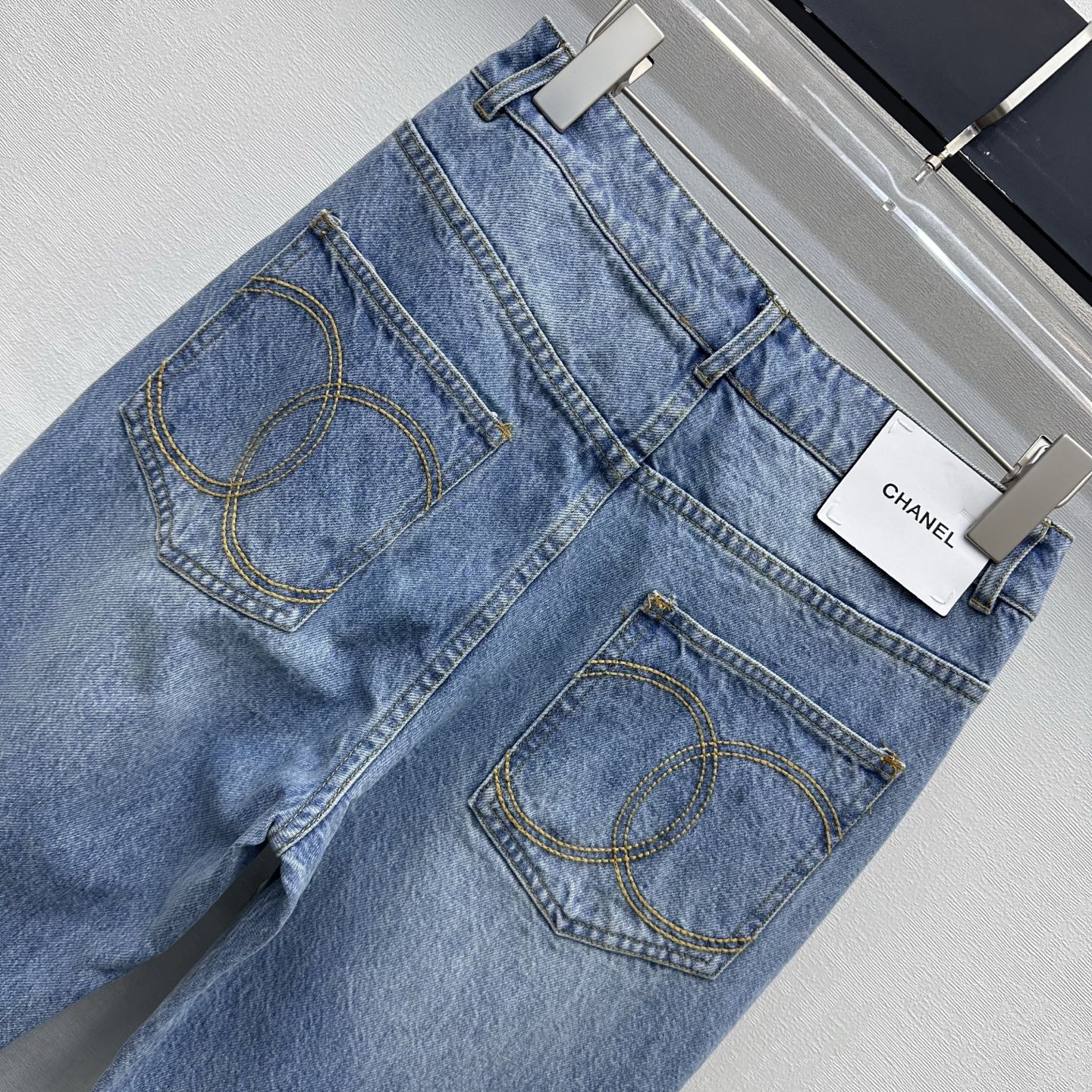 CC 26s Label Straight-Leg Jeans Light Blue Denim 422636