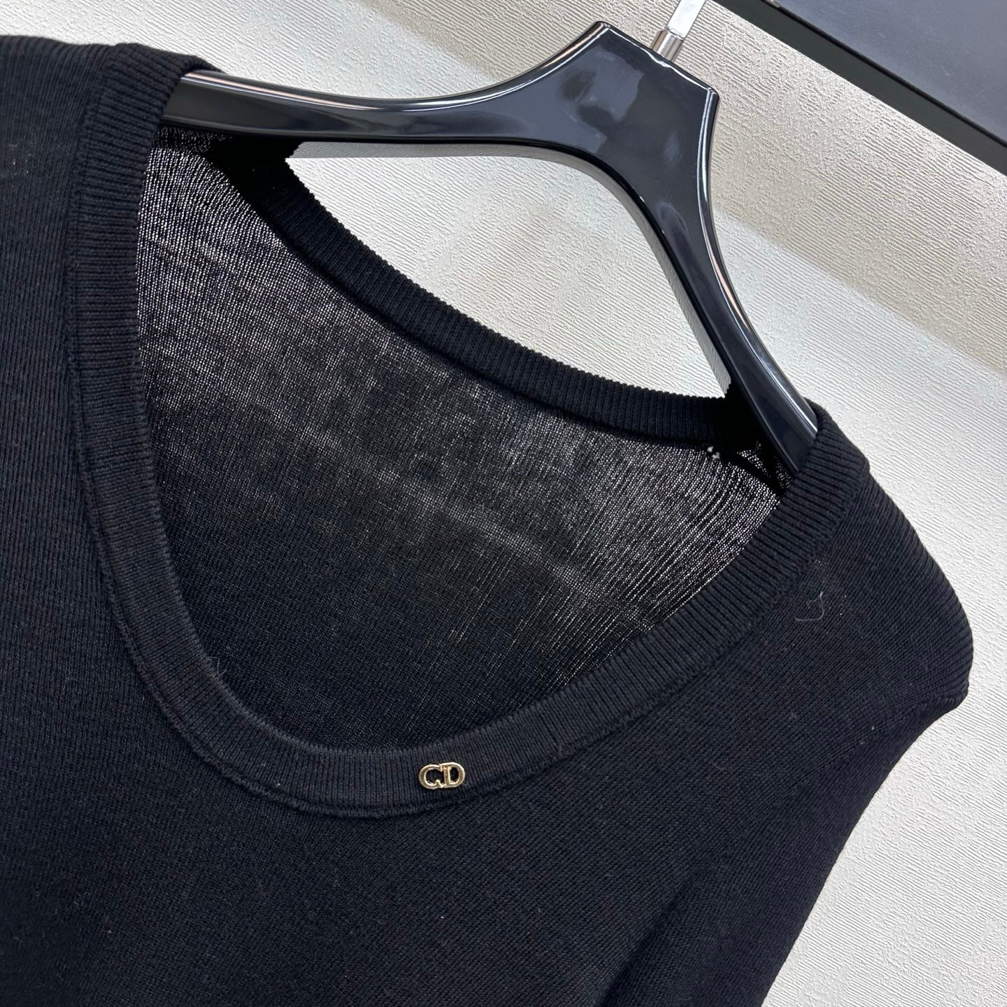 CD 26s U-Neck Metal Logo Knit Base Layer Top Black Wool Polyester 422537