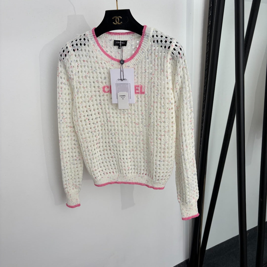 Chanel 26s Long-Sleeve Knit Sweater 1490
