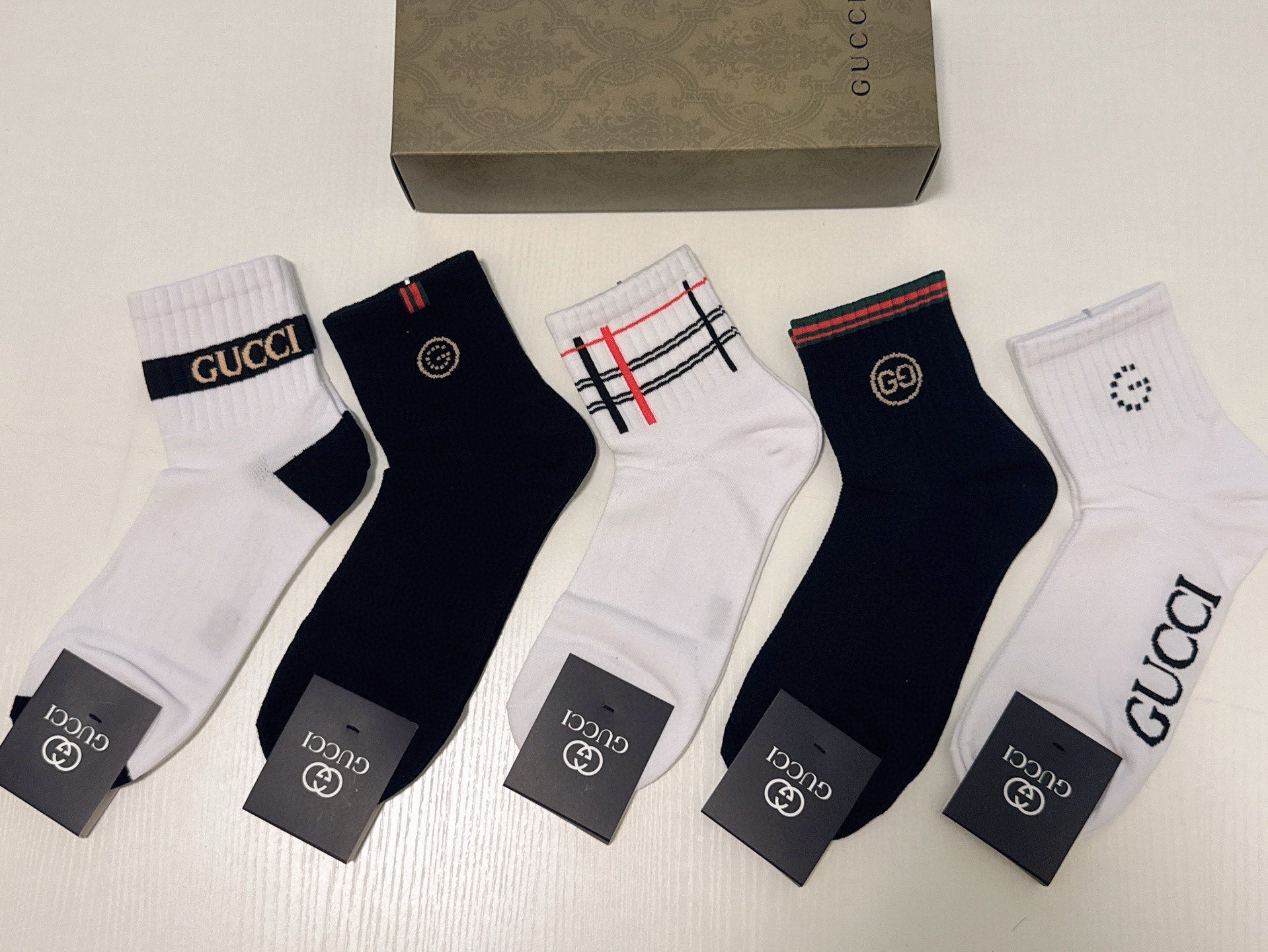 Classic Short Socks 152383 (1 BOX)
