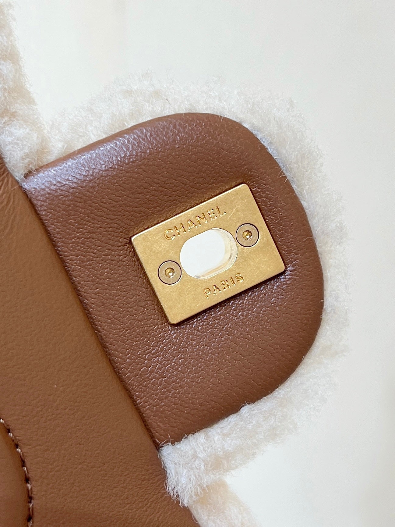 CC  24K Teddy Bear CF 18 cm Brown Beige Lambskin & Fur Light GHW