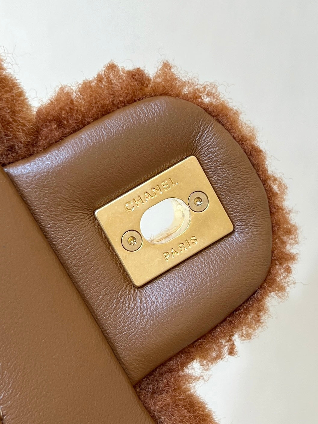 CC  24K Teddy Bear CF 18 cm Brown Lambskin & Fur Light GHW