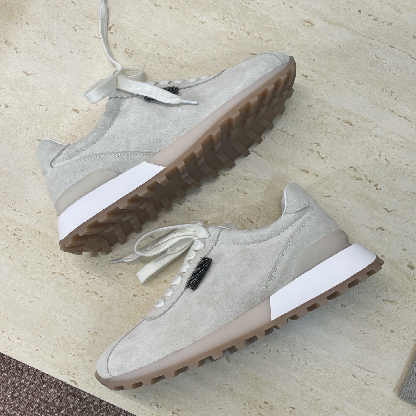 Brunello Shiny Tab Sneakers Grey Suede 607018