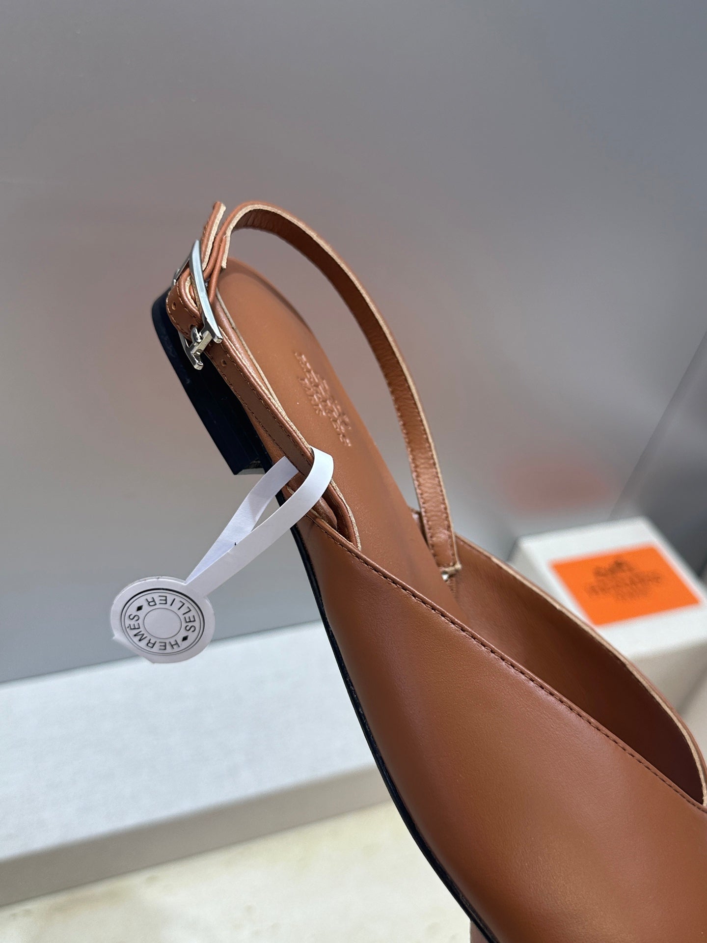 HM Nicoletta Slingback Flat Brown Calfskin 830185