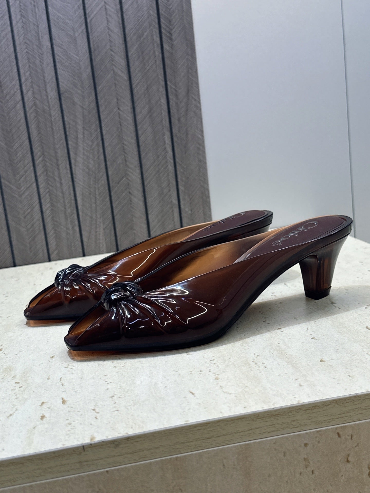 Chloe Jelly Mules Burgundy TPU 959749
