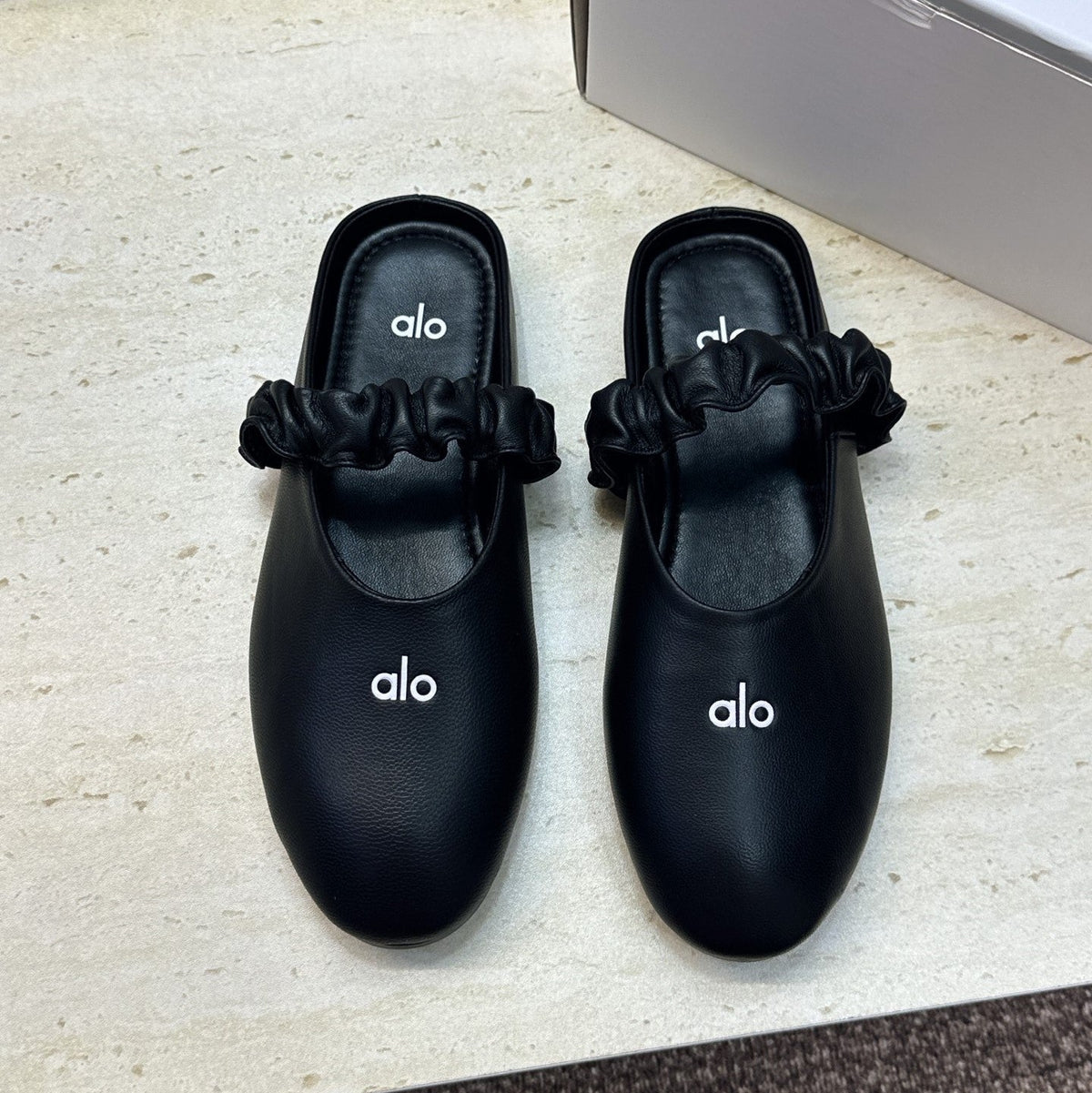 Alo Ballet Mule Black Calfskin Leather 118871