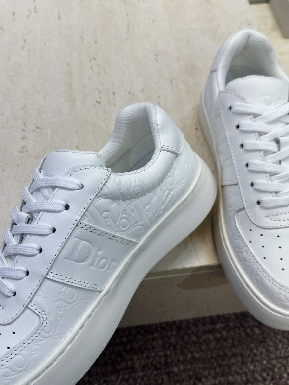 CD 26s Star Sneakers White Gravity Embossed Leather 118413