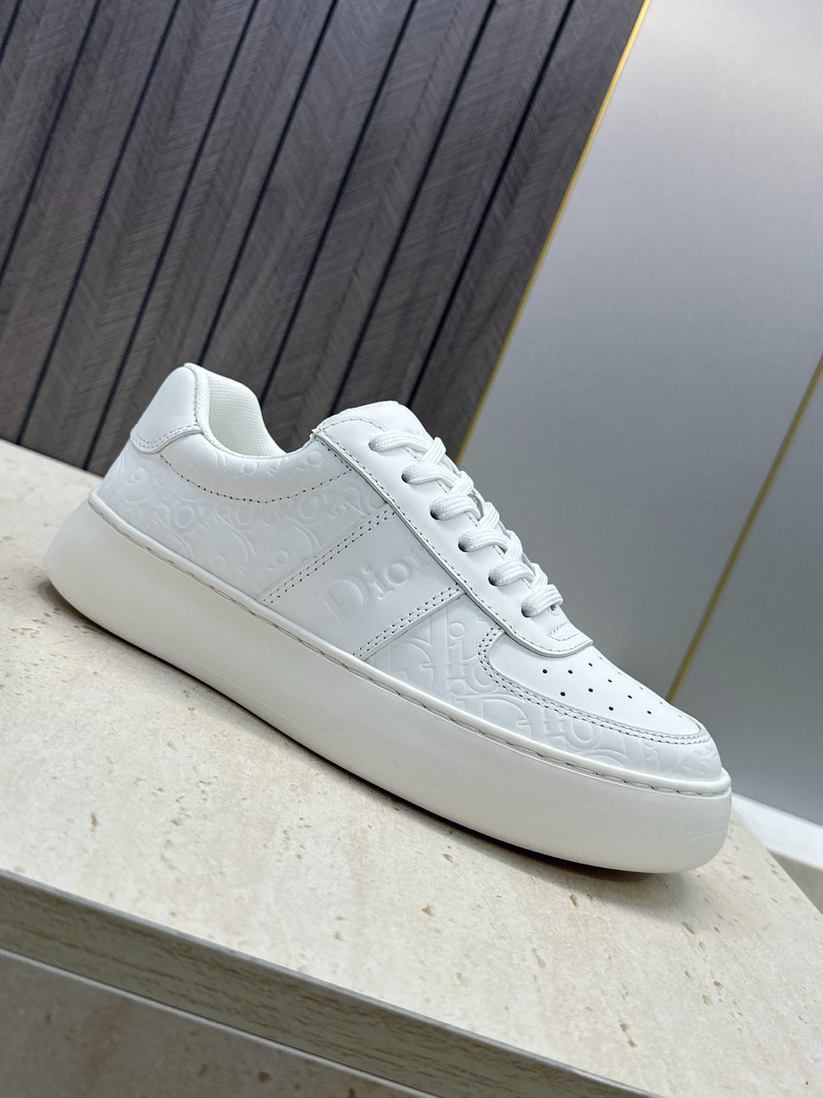 CD 26s Star Sneakers White Gravity Embossed Leather 118413