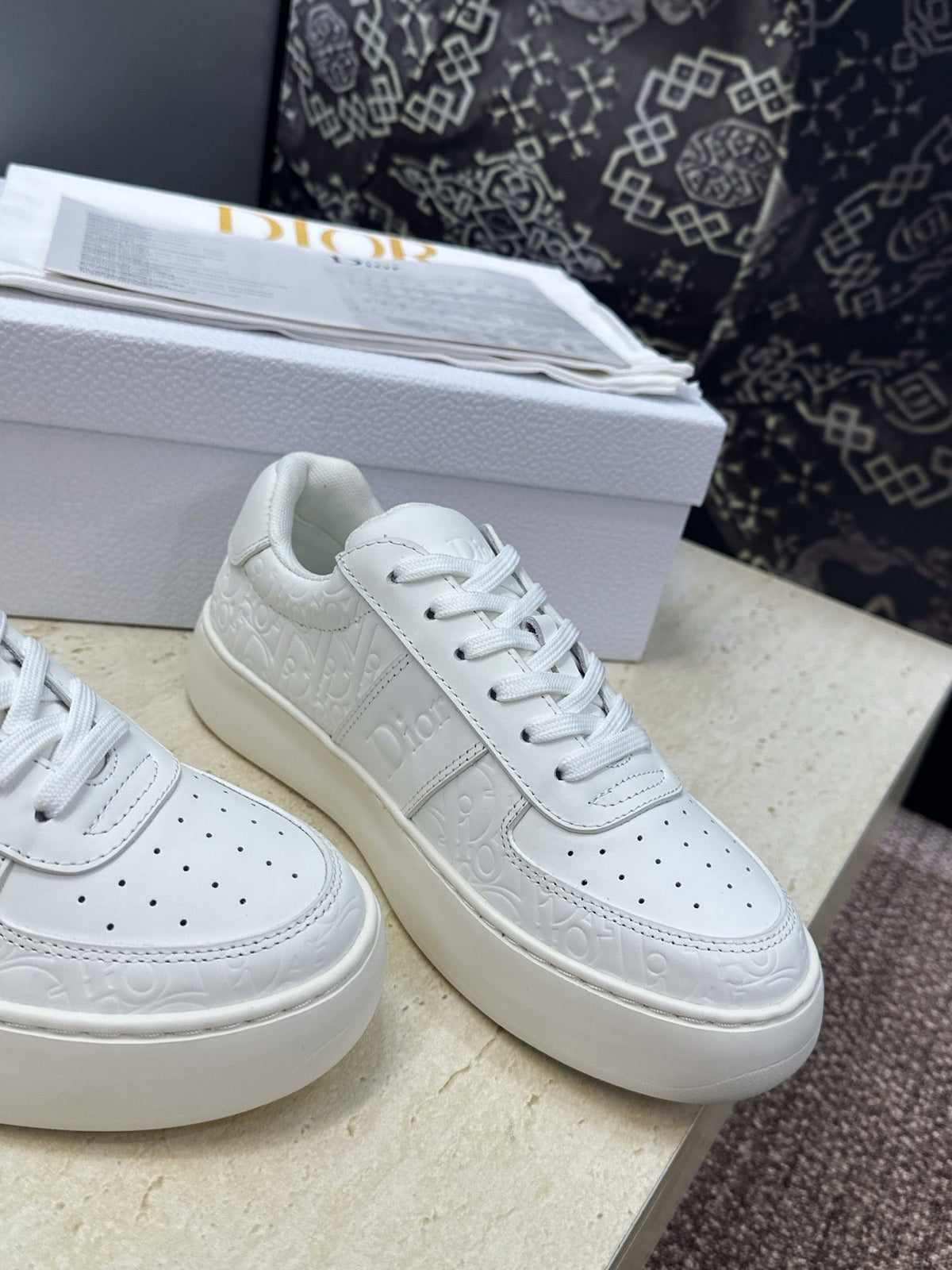 CD 26s Star Sneakers White Gravity Embossed Leather 118413